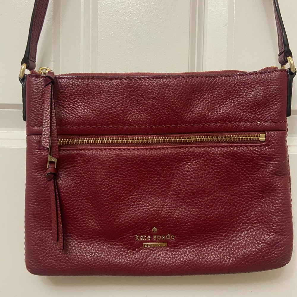 Elegant Burgundy Crossbody Bag